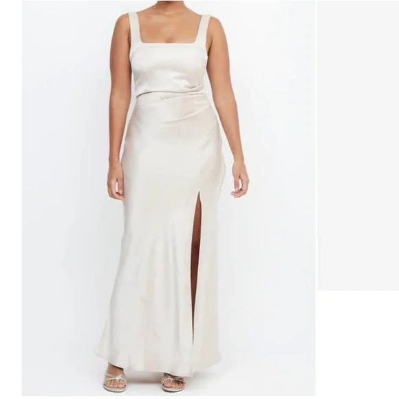 white christmas dresses Ania Halter Maxi Dress - Ivory